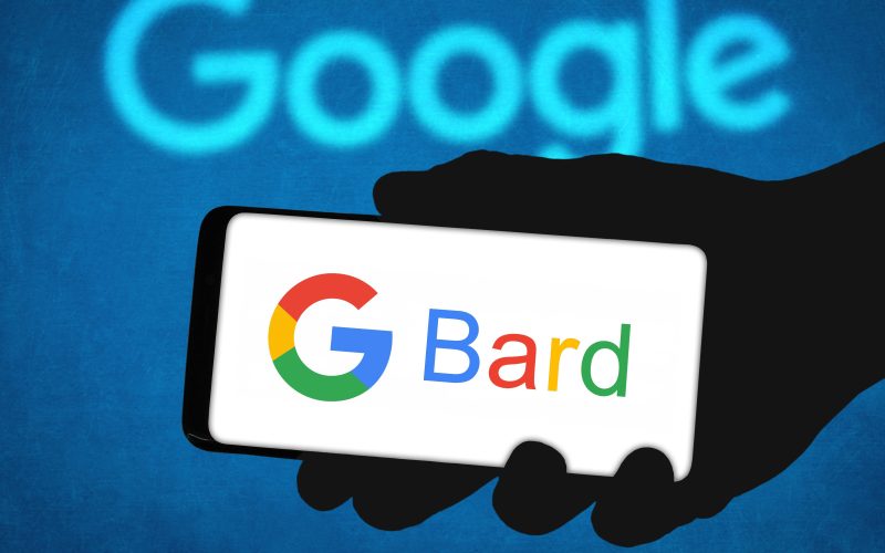 In Arabic, Google Introduces Their Artificial Intelligence Project Called “Bard.”