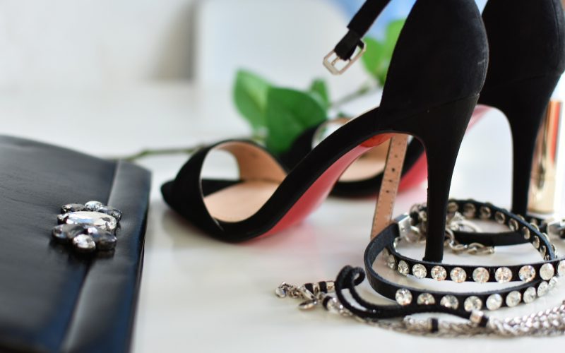 Amit Saraswat Navigating the Effects of High Heels: Balancing Fashion and Health
